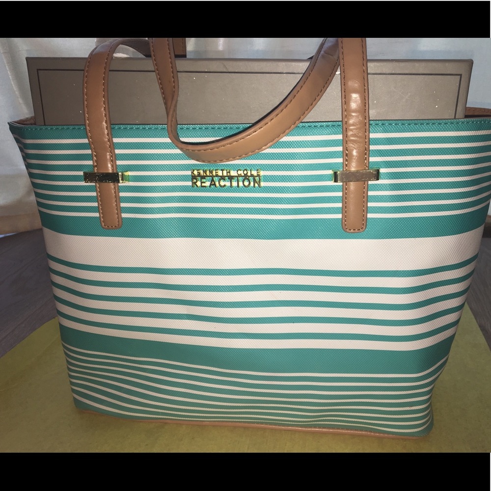 Kenneth Cole Reaction bag